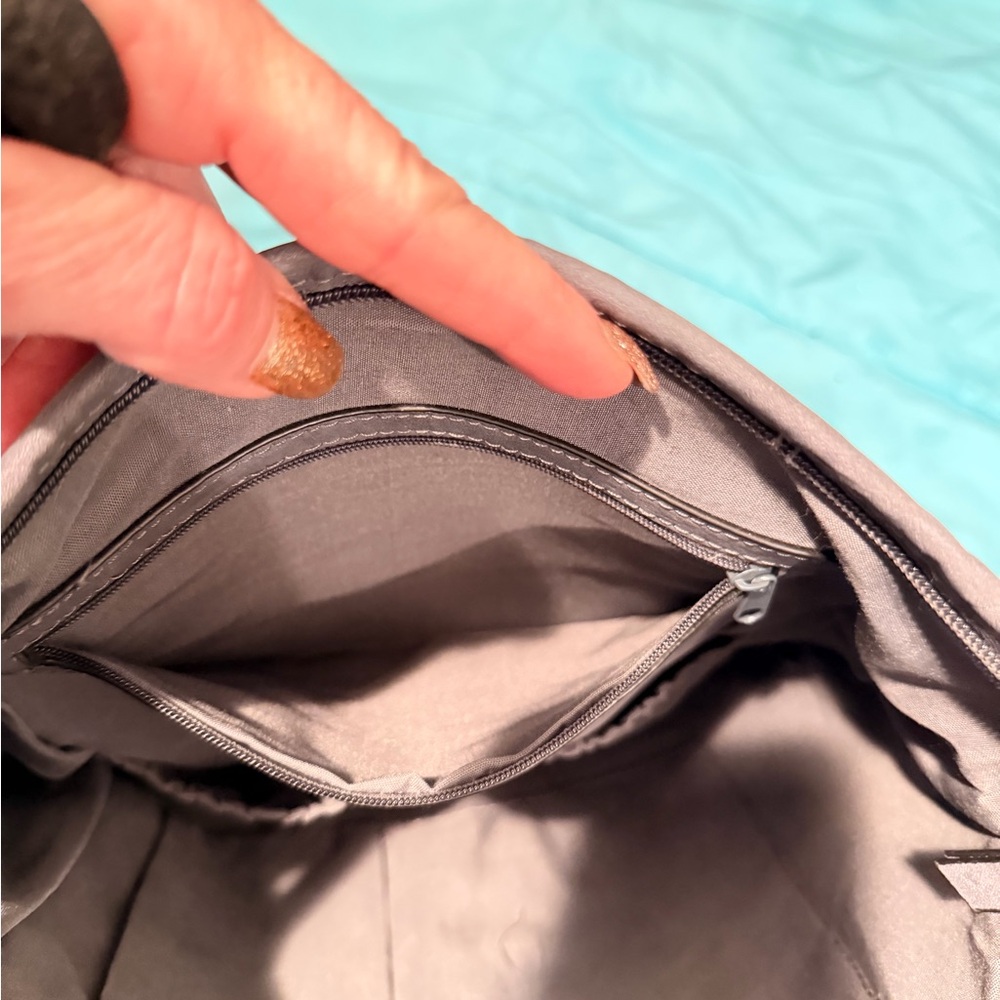 Bueno Slate Crossbody Bag - Picture 4 of 16